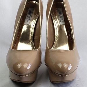 Jennifer Lopez Women's Shoes